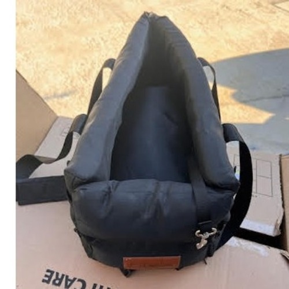 Black Dog Carrier